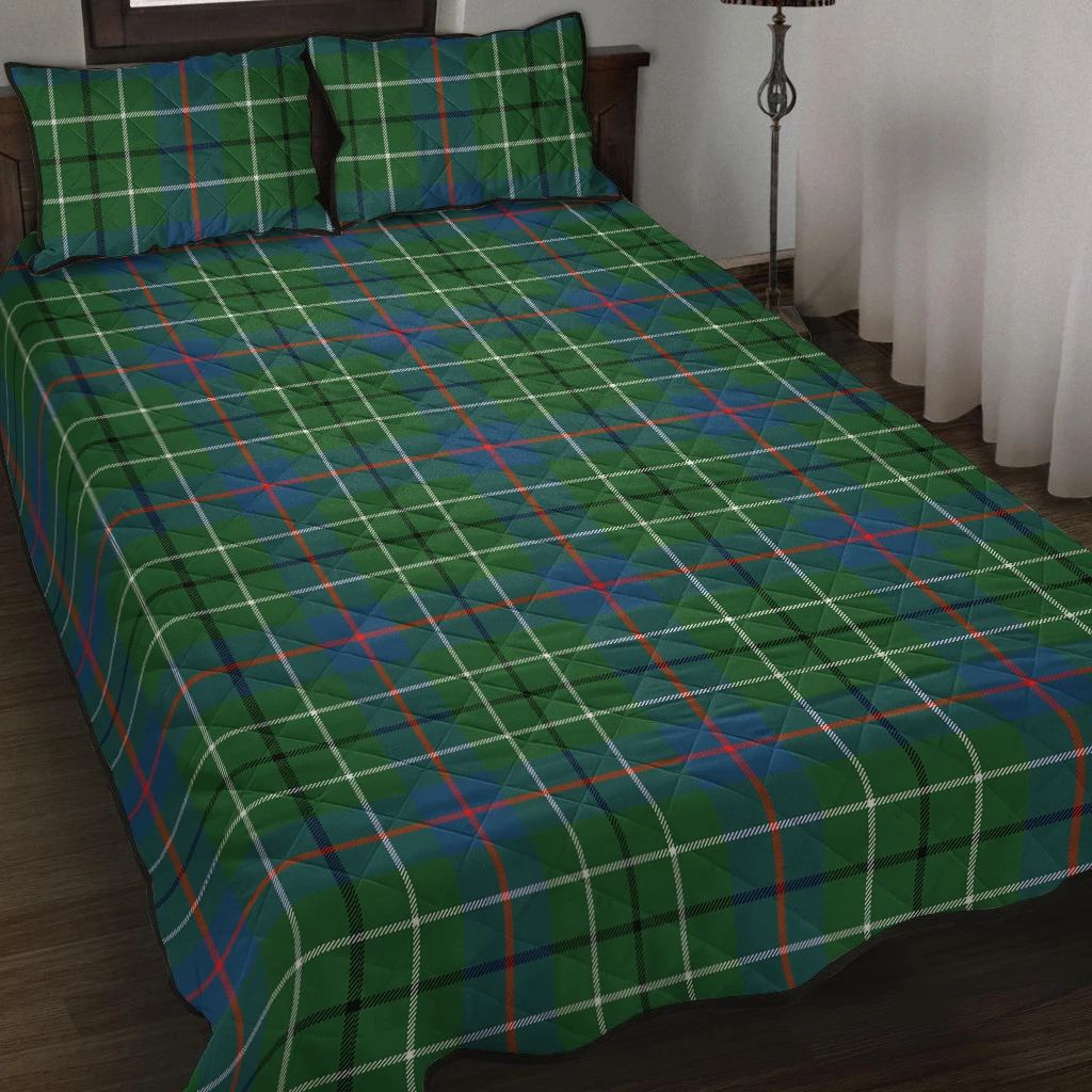 Duncan Ancient Tartan Classic Quilt Bed Set