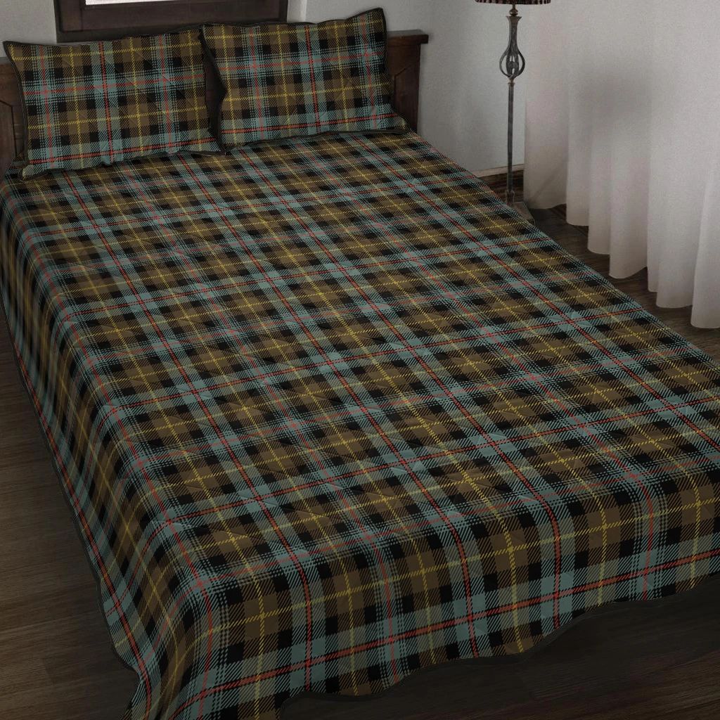 Farquharson Weathered Tartan Classic Quilt Bed Set