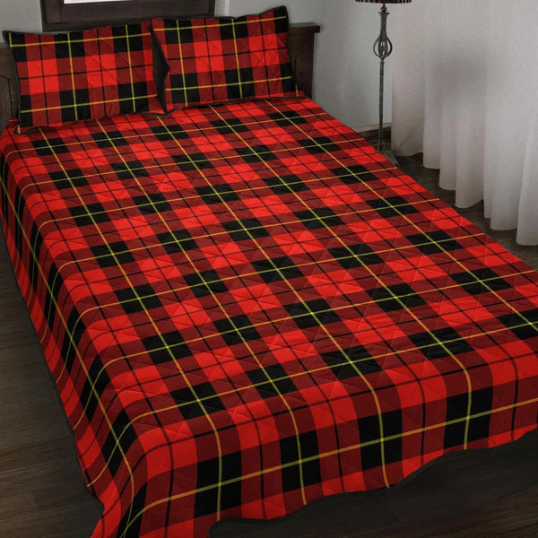 Wallace Hunting Red Tartan Classic Quilt Bed Set