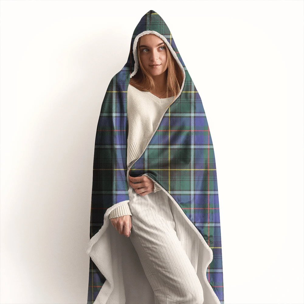 MacInnes Modern Tartan Classic Hooded Blanket