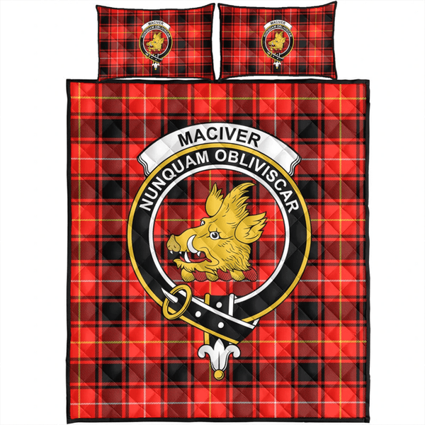 MacIver Modern Tartan Classic Crest Quilt Bed Set