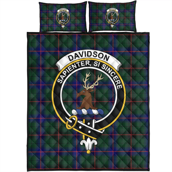 Davidson Modern Tartan Classic Crest Quilt Bed Set