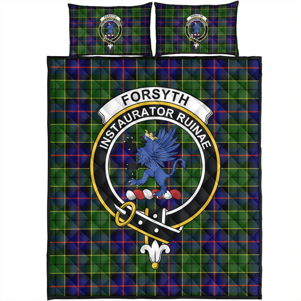 Forsyth Modern Tartan Classic Crest Quilt Bed Set