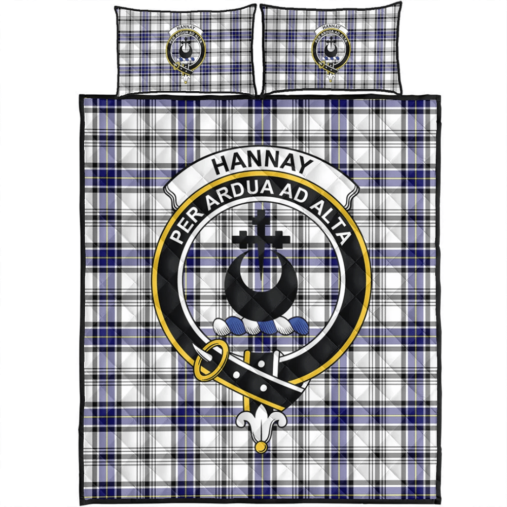 Hannay Modern Tartan Classic Crest Quilt Bed Set