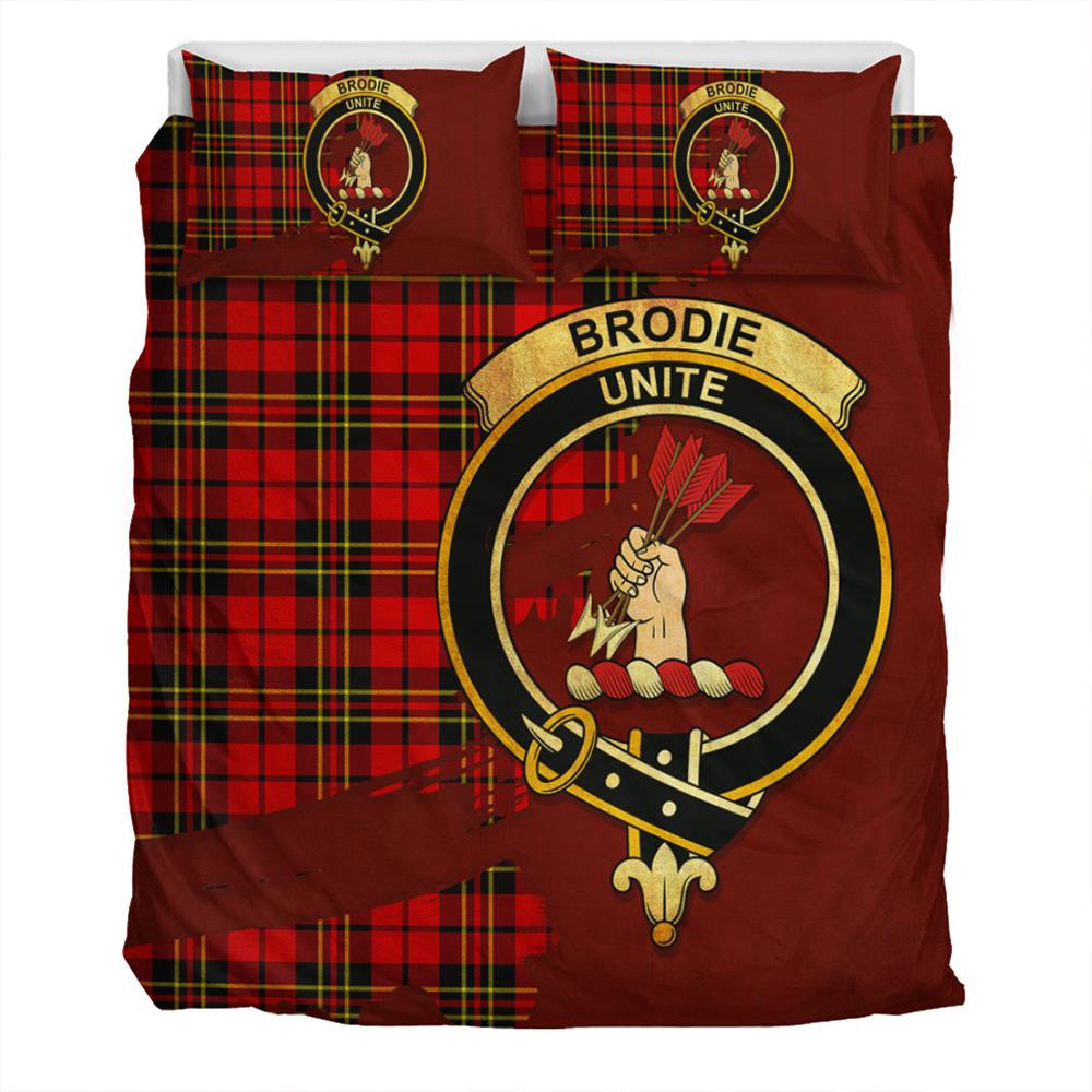 Brodie Modern Tartan Classic Crest Bedding Set