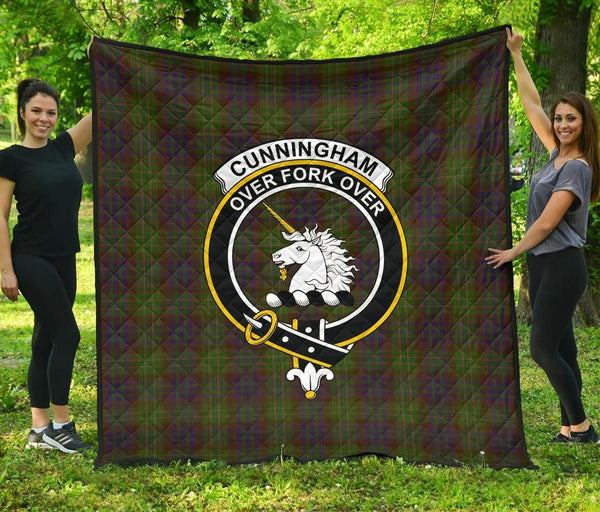 Cunningham Hunting Modern Tartan Classic Crest Premium Quilt