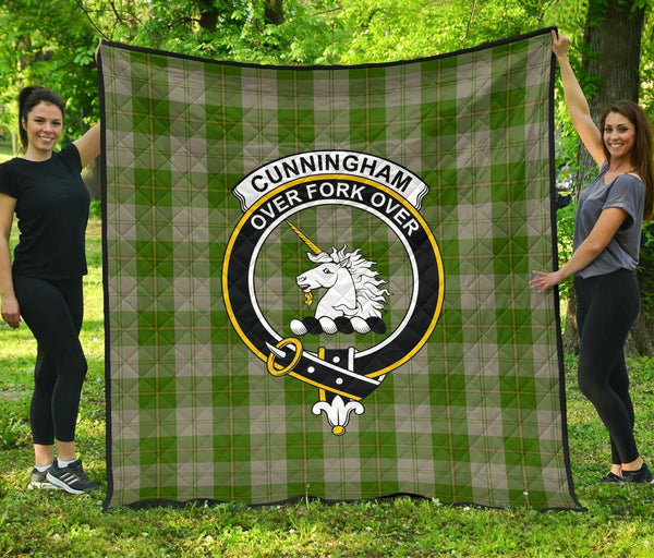 Cunningham Dress Green Dancers Tartan Classic Crest Premium Quilt