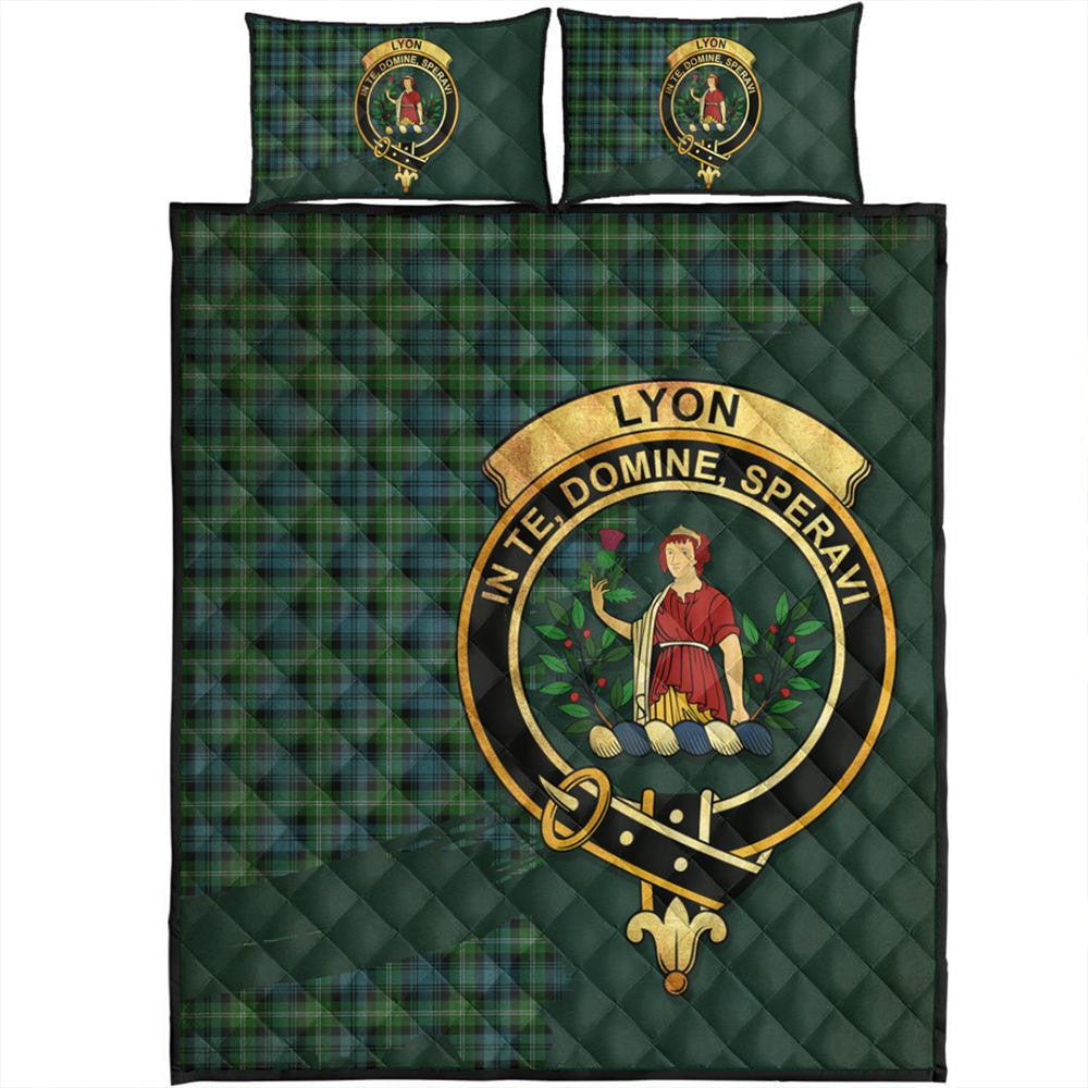 Lyon Clan Tartan Crest Quilt Bed Set Oldest Style