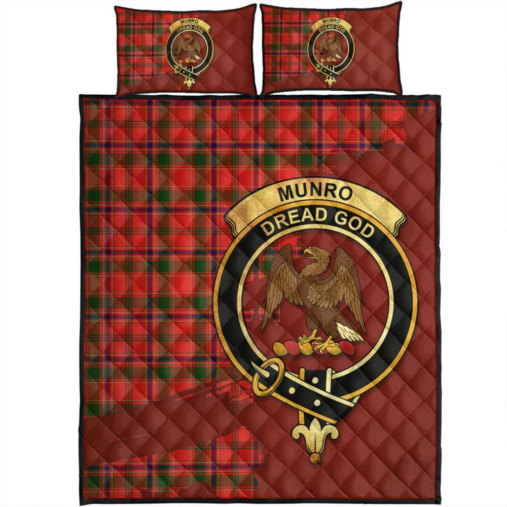 Munro Modern Tartan Crest Quilt Bed Set Oldest Style