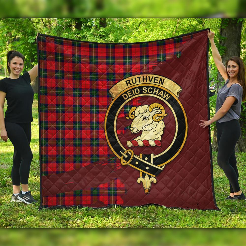 Ruthven Modern Tartan Crest Premium Quilt Oldest Style