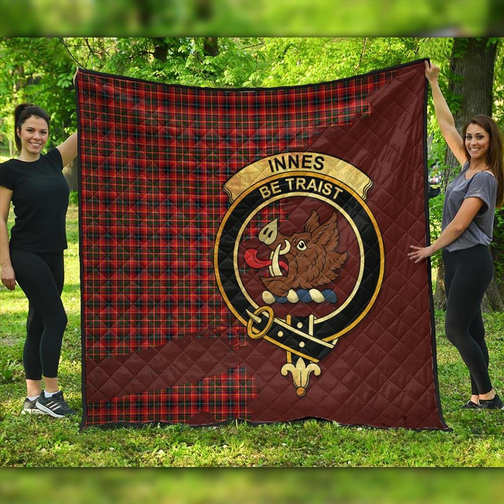 Innes Modern Tartan Crest Premium Quilt Oldest Style