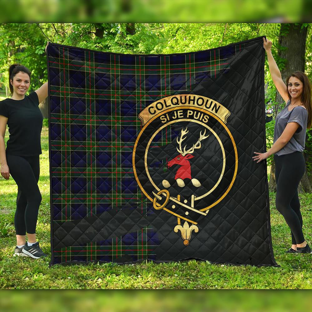 Colquhoun Modern Tartan Crest Premium Quilt Oldest Style