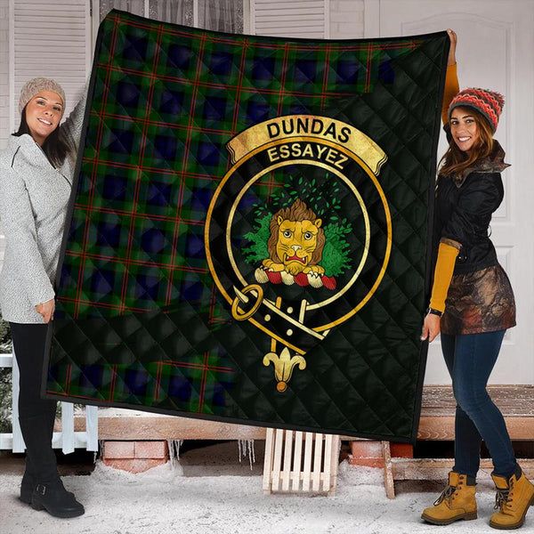 Dundas Modern Tartan Crest Premium Quilt Oldest Style