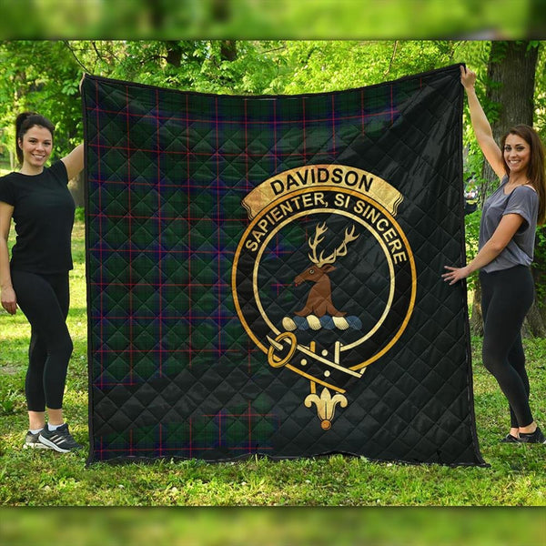 Davidson Modern Tartan Crest Premium Quilt Oldest Style