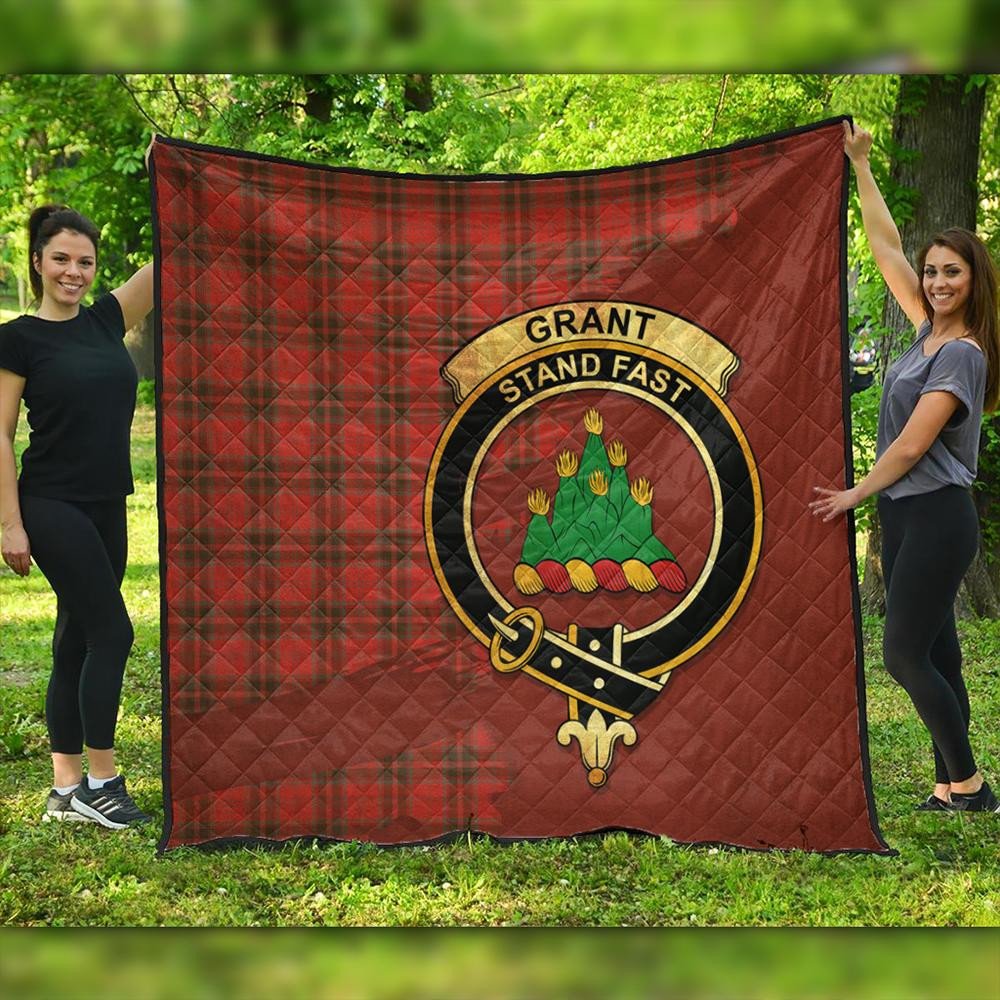 Grant Weathered Tartan Crest Premium Quilt Oldest Style