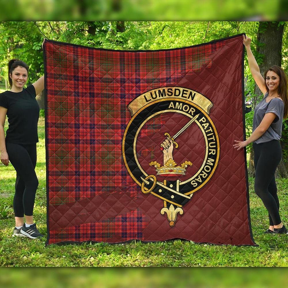 Lumsden Modern Tartan Crest Premium Quilt Oldest Style