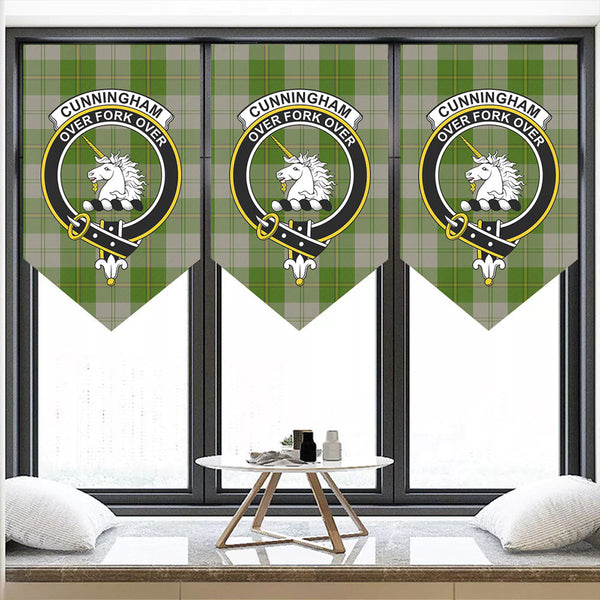 Cunningham Dress Green Dancers Tartan Classic Crest Pennant