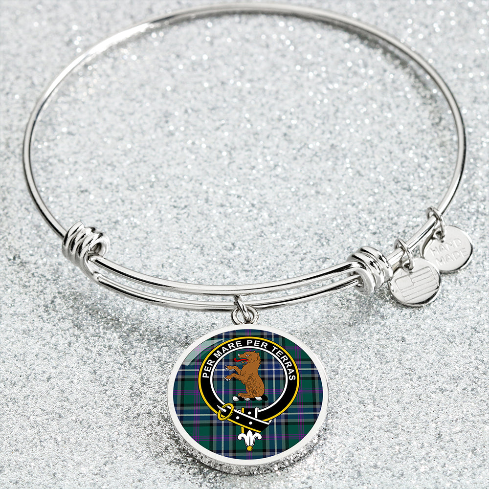 Alexander of Menstry Hunting Modern Clan Badge Tartan Classic Circle Bangle