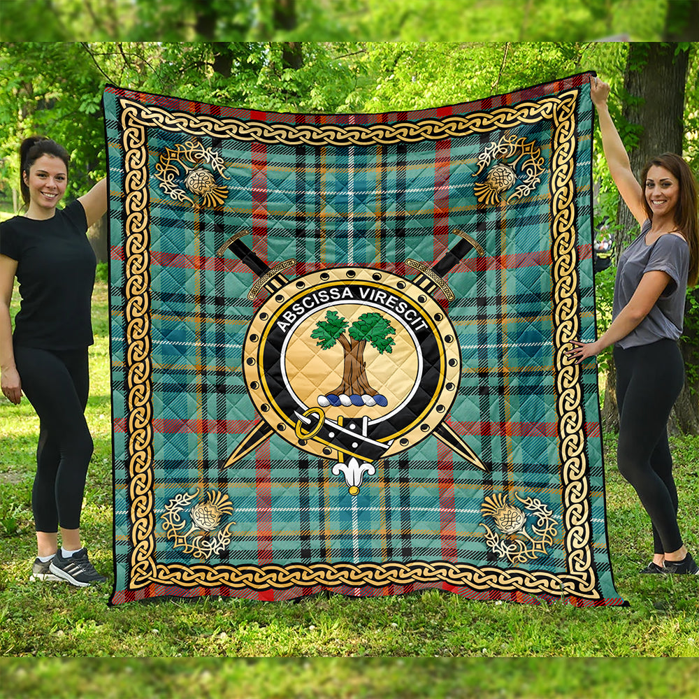 Bisset Ancient Clan Badge Tartan Premium Quilt Celtic Shield