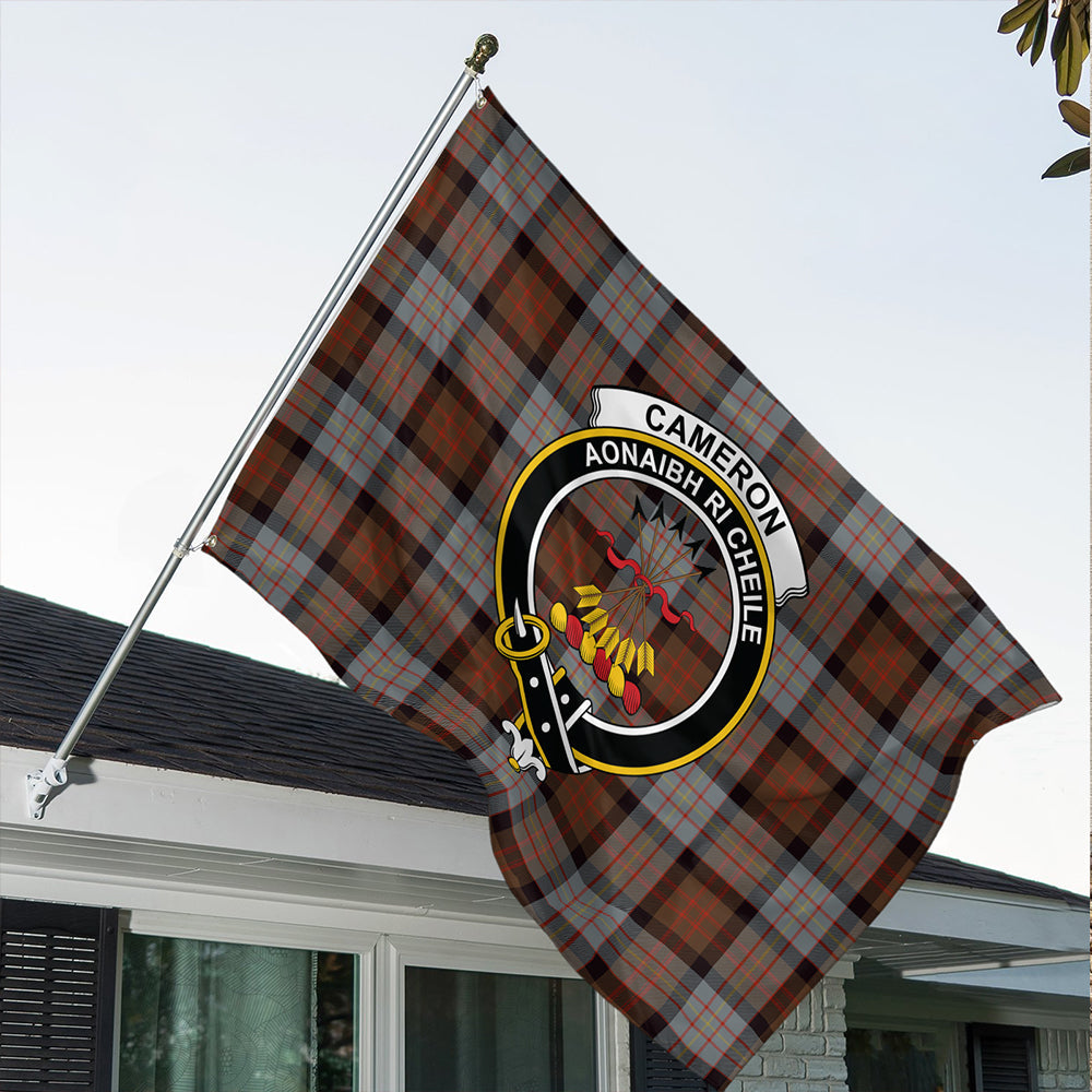 Cameron of Erracht Weathered Classic Crest House Flag