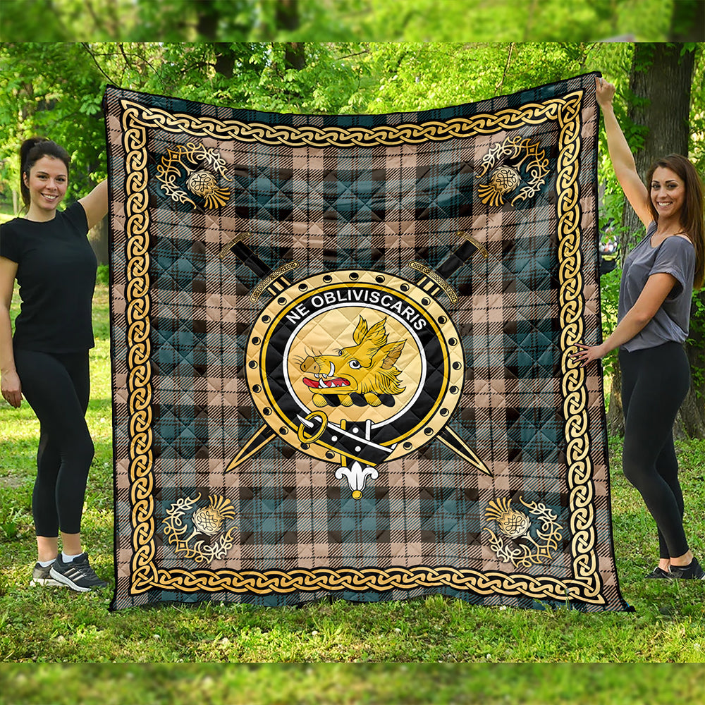 Campbell Weathered 2 Clan Badge Tartan Premium Quilt Celtic Shield