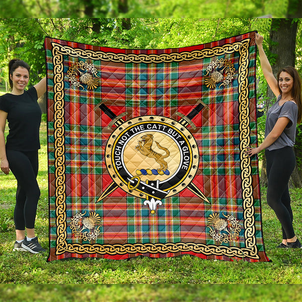 Chattan Ancient Clan Badge Tartan Premium Quilt Celtic Shield