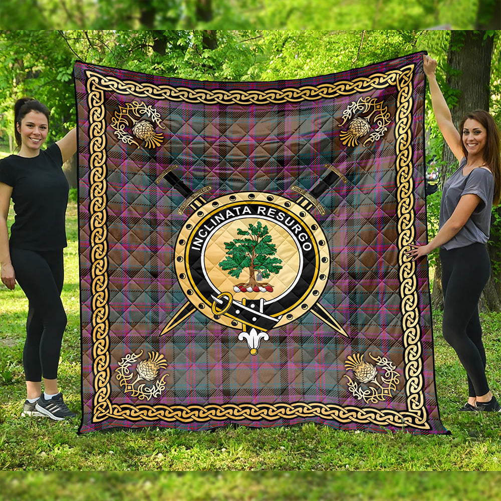 Cooper Weathered Clan Badge Tartan Premium Quilt Celtic Shield