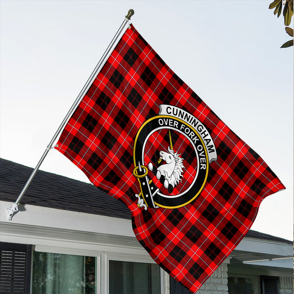 Cunningham Modern Classic Crest House Flag