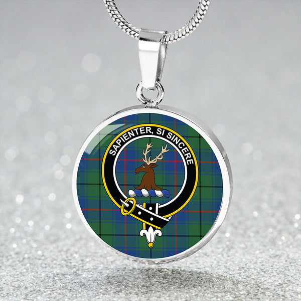 Davidson Half Modern Clan Badge Tartan Classic Circle Necklace