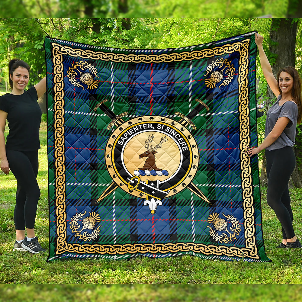 Davidson Modern Clan Badge Tartan Premium Quilt Celtic Shield