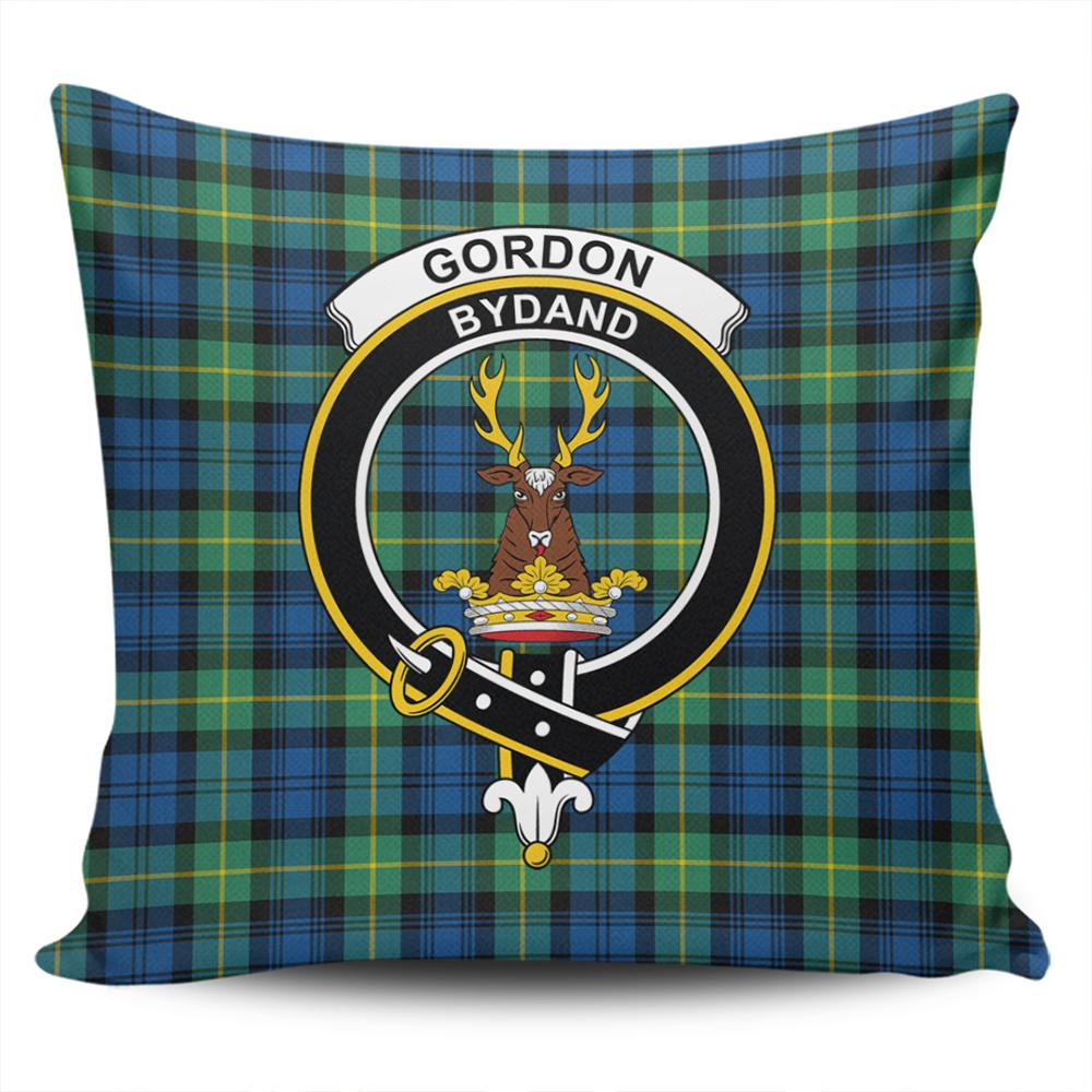 Gordon Ancient Tartan Classic Crest Pillow Cover