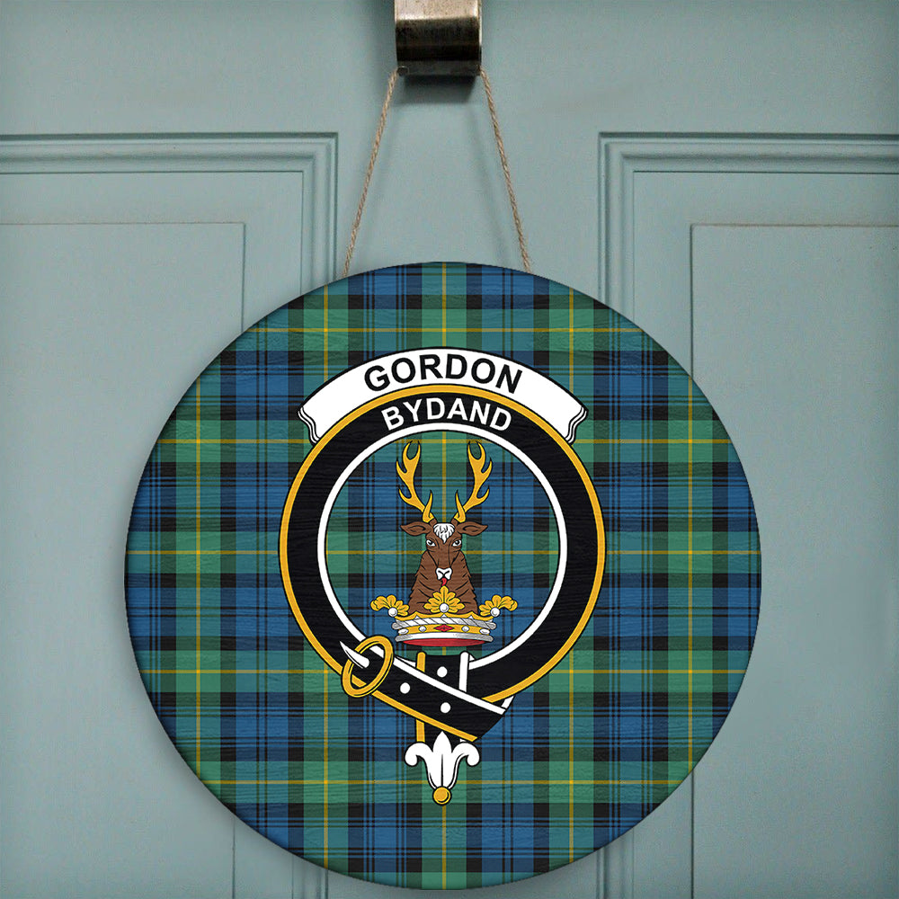 Gordon Ancient Tartan Classic Crest Round Wooden Sign