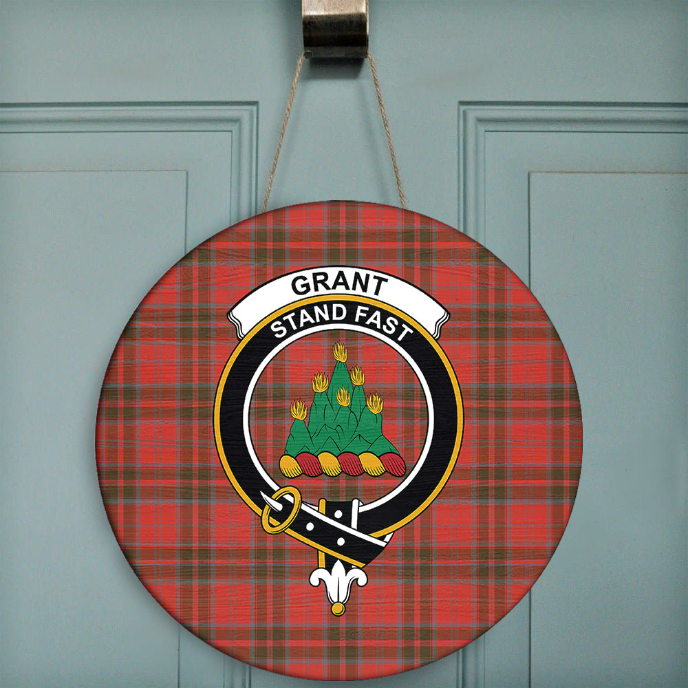 Grant Weathered Tartan Classic Crest Round Wooden Sign