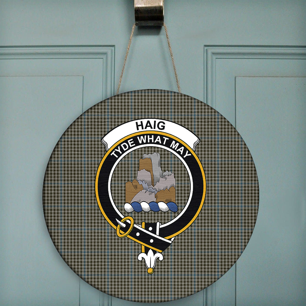 Haig Check Tartan Classic Crest Round Wooden Sign