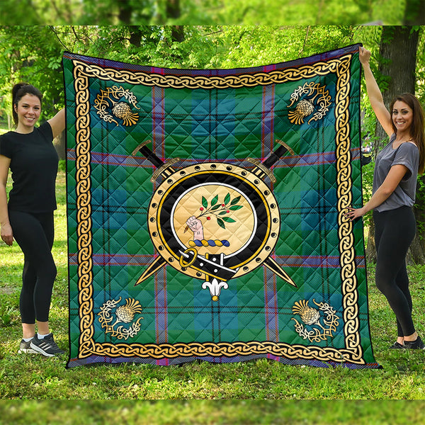 Laurie Ancient Clan Badge Tartan Premium Quilt Celtic Shield