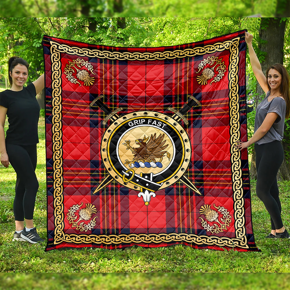 Leslie Modern Clan Badge Tartan Premium Quilt Celtic Shield