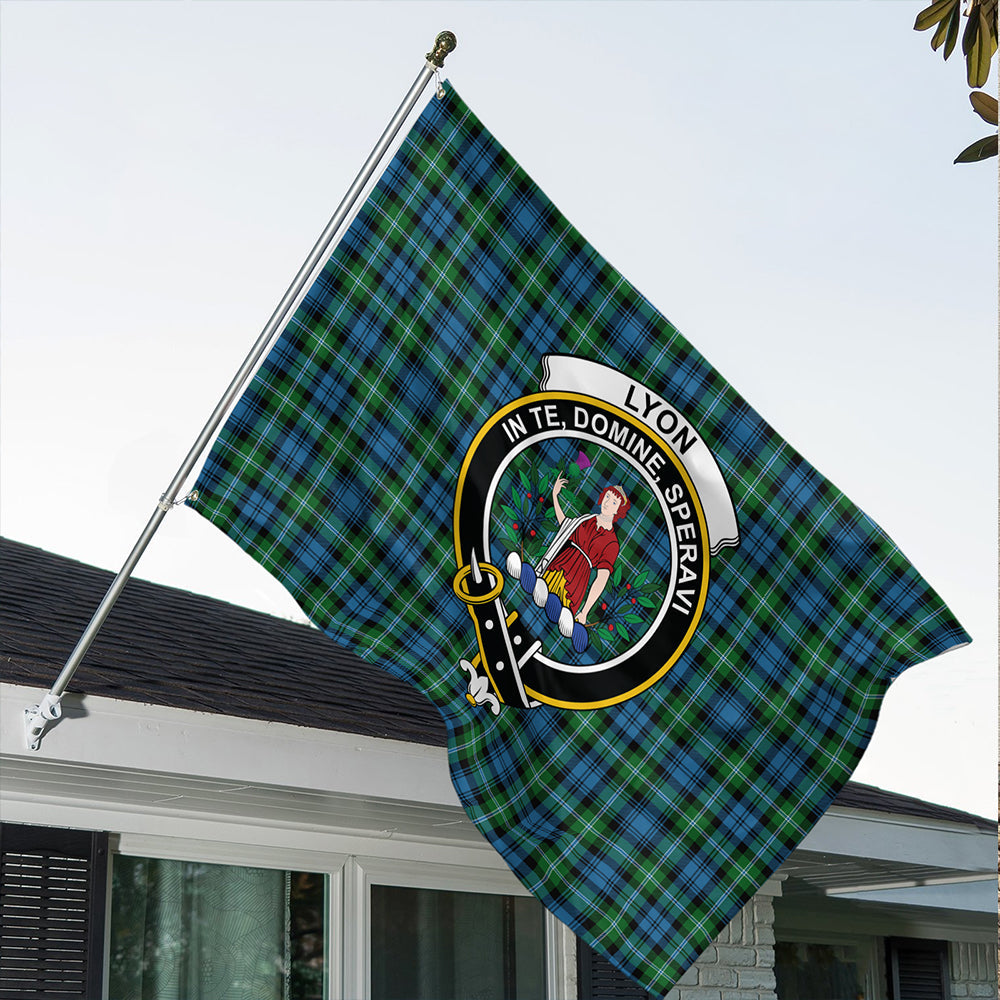 Lyon Clan Classic Crest House Flag