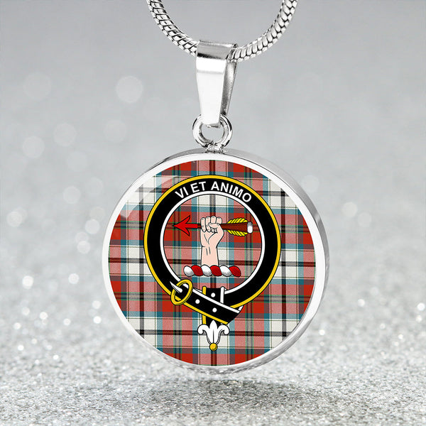 MacCulloch 1746 Dress Ancient Clan Badge Tartan Classic Circle Necklace