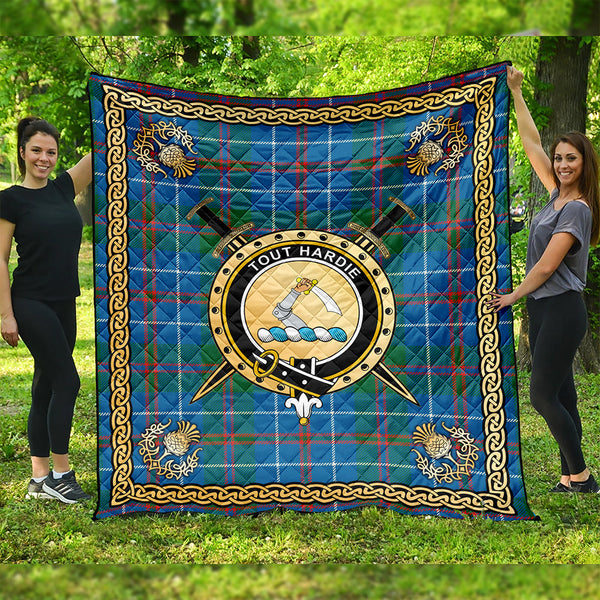 MacHardy Ancient Clan Badge Tartan Premium Quilt Celtic Shield