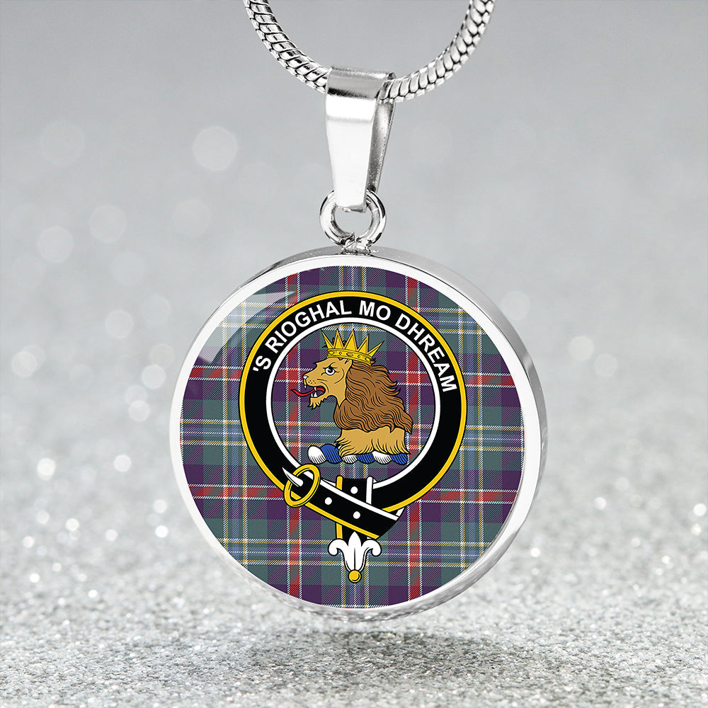 Mary, Queen of Scots Weathered Clan Badge Tartan Classic Circle Necklace