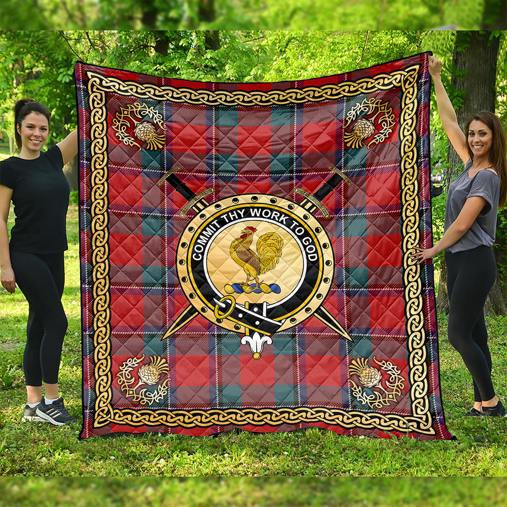 Sinclair Weathered Clan Badge Tartan Premium Quilt Celtic Shield