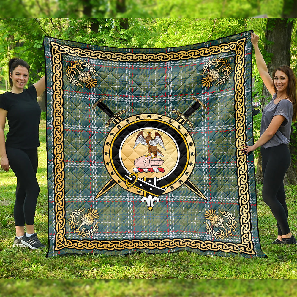 Toshach Weathered Clan Badge Tartan Premium Quilt Celtic Shield