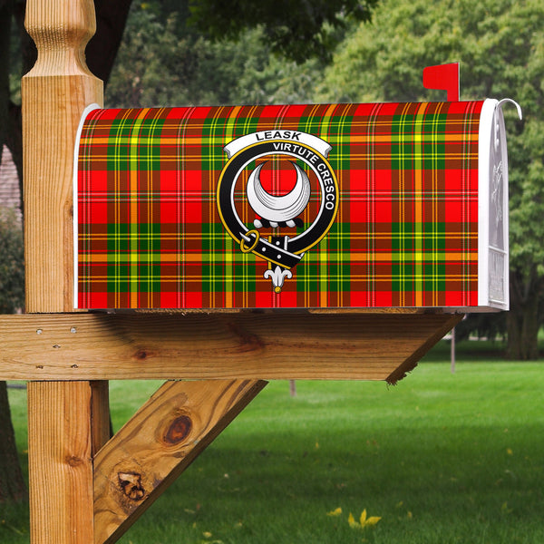 Leask Clan Badge Classic Tartan Mailbox Cover