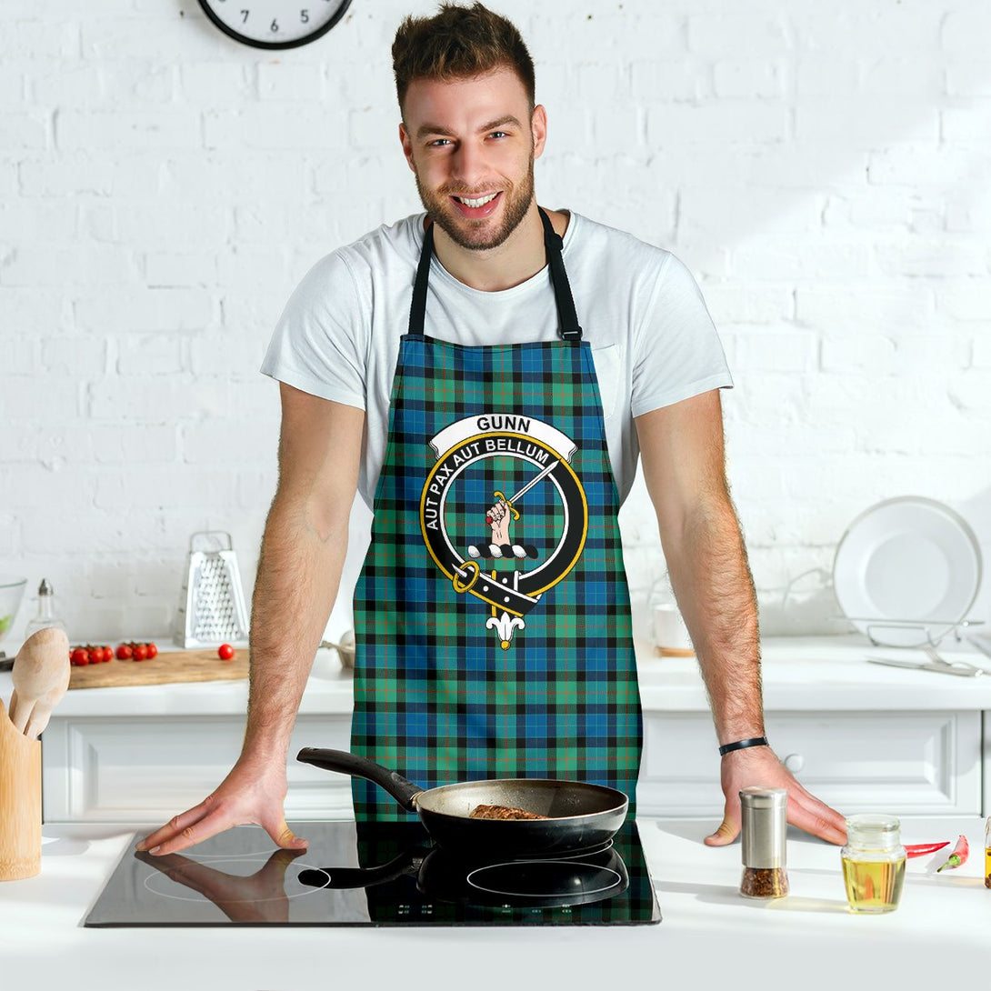 Gunn Ancient Tartan Clan Crest Apron